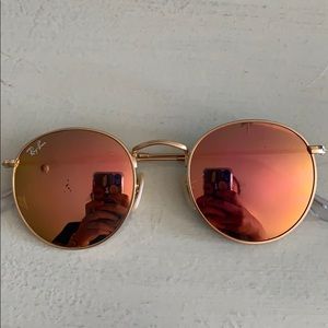 Circle Frame Rose Gold Raybans